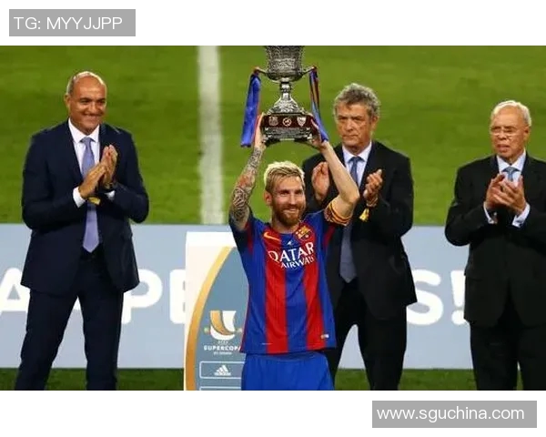 巴萨与塞维利亚超级杯巅峰对决谁能捧杯荣耀再续传奇